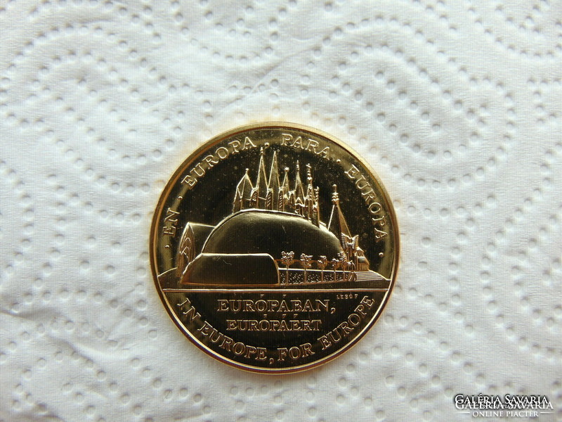 Expo 1992 gold-plated pp commemorative coin diameter 43 mm weight 30.62 Grams