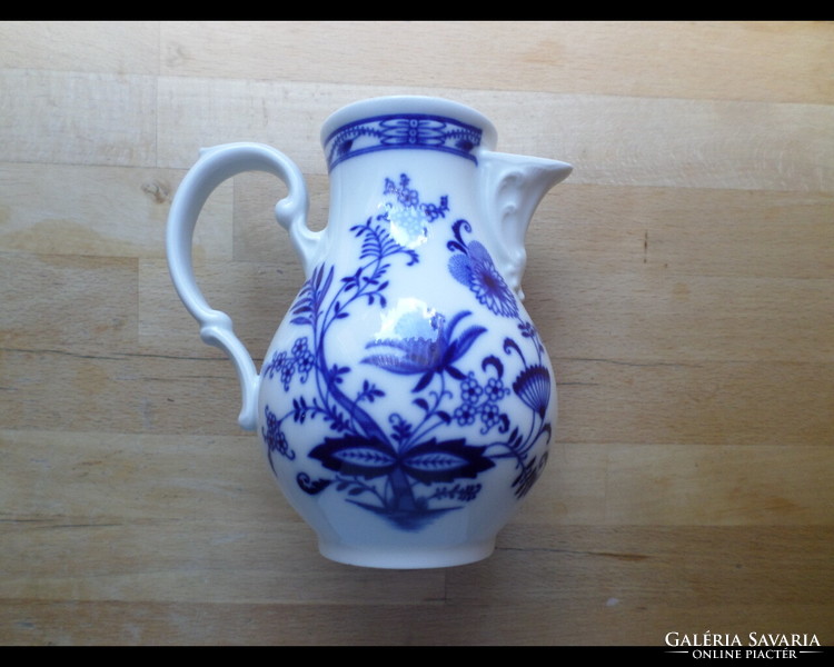 Old schwarzenbach bavarian onion pattern porcelain pourer 5 dl - without lid