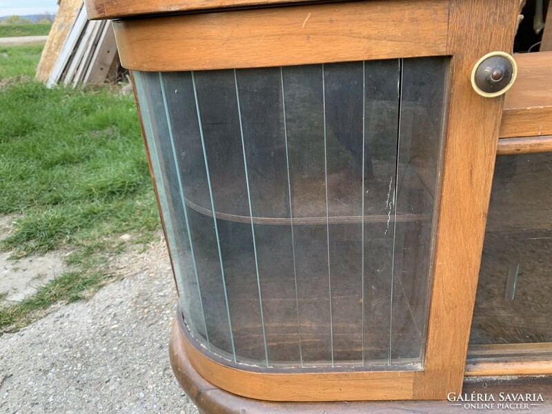 Mid-century retro small-style loading and unloading glass display case polished glass circa 1940