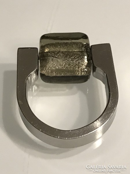 Szálcsiszolt nemesacél gyűrű muránói űveg betéttel, 19 mm belső átmérő