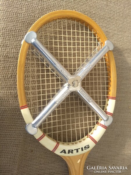 Artis saturn wooden frame tennis racket with aluminum tensioner