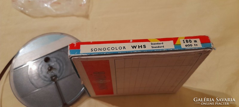 Maxell tape and sonocolor box in one
