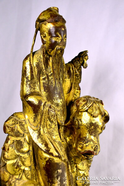 XIX. sz. második fele Kínai szobrász : BÖLCS TANÍTVÁNNYAL ! ARANYOZOTT FARAGOTT SZOBOR !