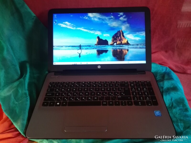 Laptop for sale due to lack of use, hp, 10 w.