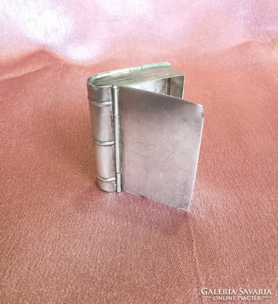 Silver miniature box