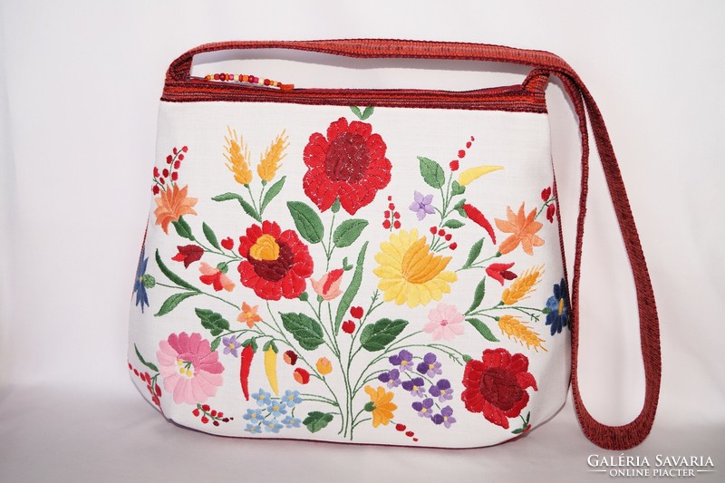 Colorful, hand-embroidered, large-sized women's shoulder bag made of floral textile from Kalocsa
