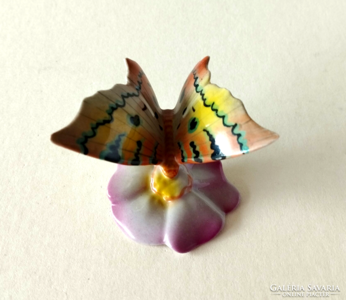 Régi szép Kőbányai Drasche kézzel festett,szignós porcelán pillangó