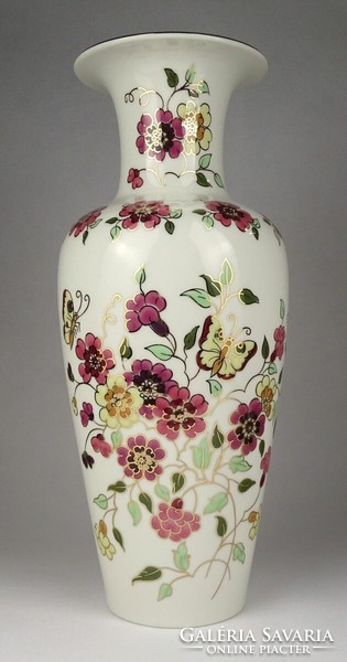 1Q849 large Zsolnay porcelain vase with buttery butterfly pattern 34 cm