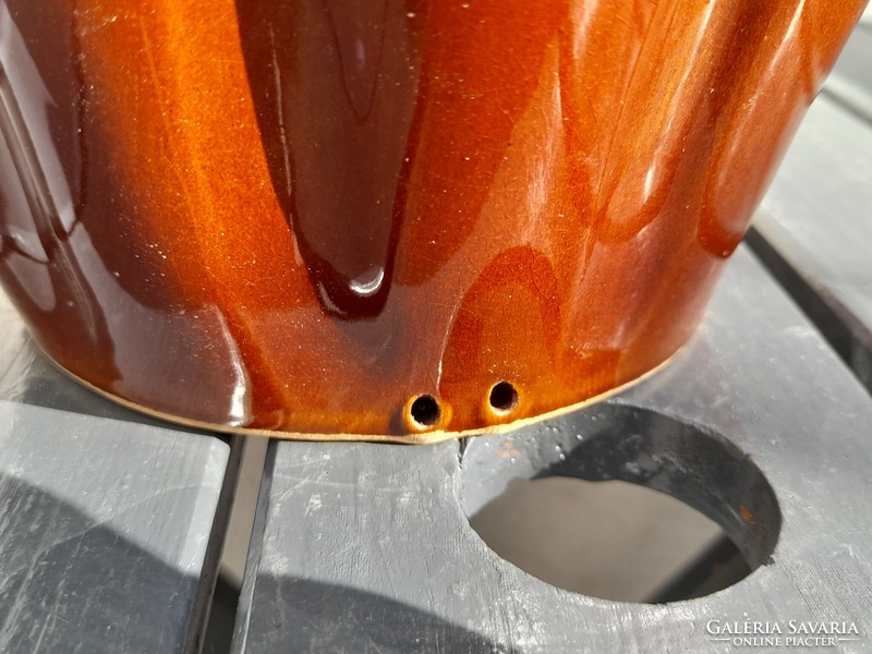 Beautiful thick glazed ceramic kuglóf oven