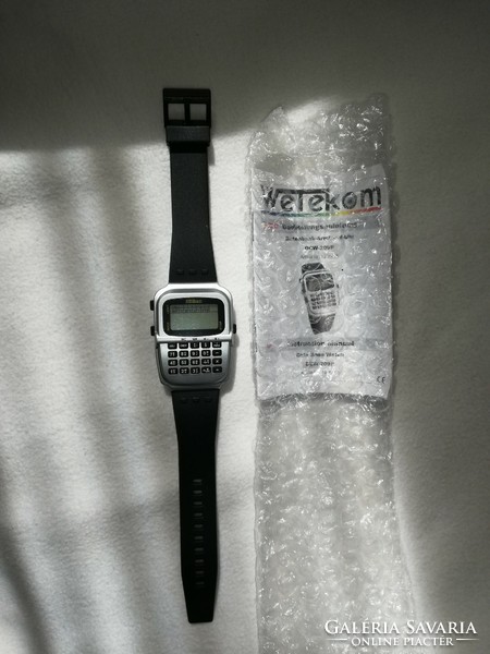 Új  vintage Wetekom LCD számológépes férfi karóra papírjaival