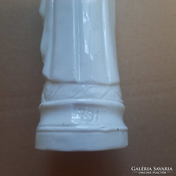 Notre dame de lourdes / Our Lady of Lourdes / porcelain statue favor object