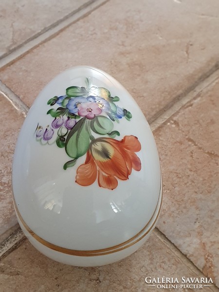 Herendi tulipáncsokor tojás alakú bonbonier
