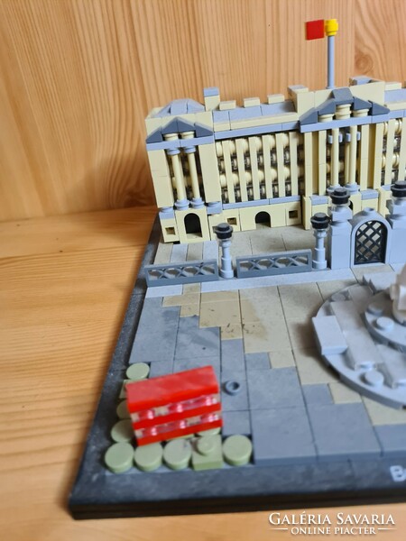 Lego Buckingham Palace, Architecture 21029