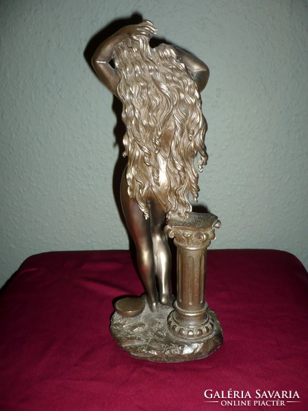 Női bronz szobor, 29 cm.-s ízléses fürdő(?) erotikus női alak, 1 Ft.-ról