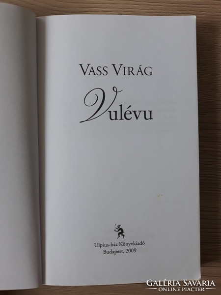 Vass Virág - Vulévu (romantikus regény)