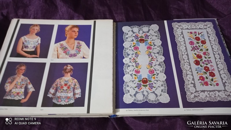 3 népművészeti könyv együtt hímzések, Népi kézimunkák használt könyv