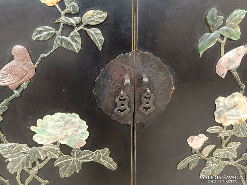 Antik kínai bútor növény madár zsírkő dombor berakásos festett fekete lakk szekrény 612 8579