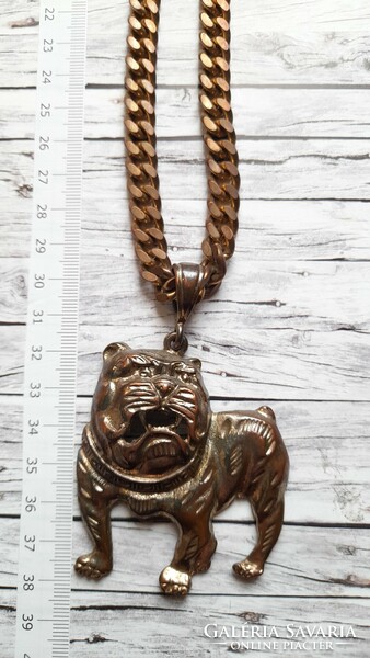 Bizsu necklace, dog