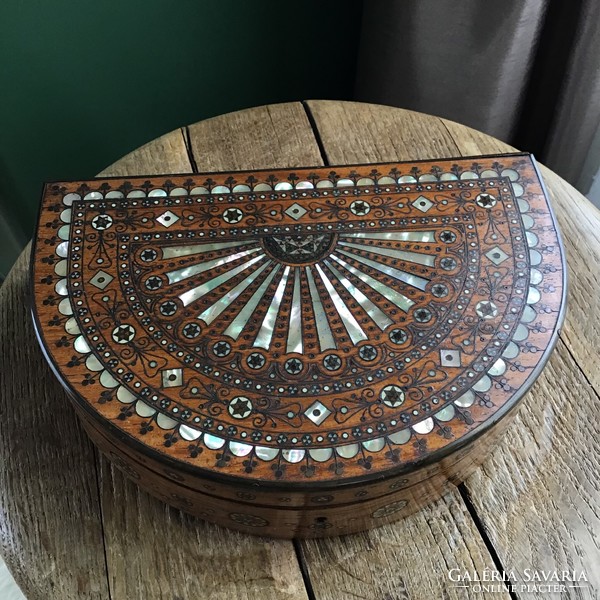 Antique shell and copper inlaid special shaped box