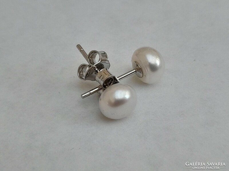 Pair of 925 silver earrings for women