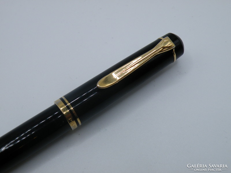 Uk00327 14K Gold 585 Nib Pelican Fountain Pen
