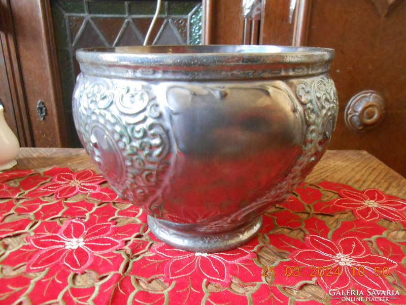 Zsolnay pot