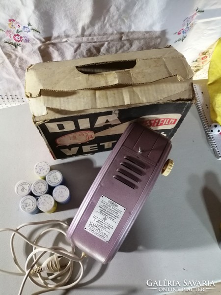 HUF 5,400! Slide film and slide projector for sale together!