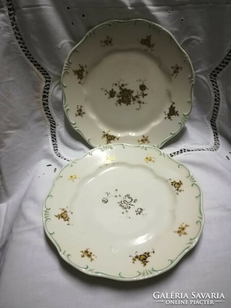 Zsolnay porcelain flat plate