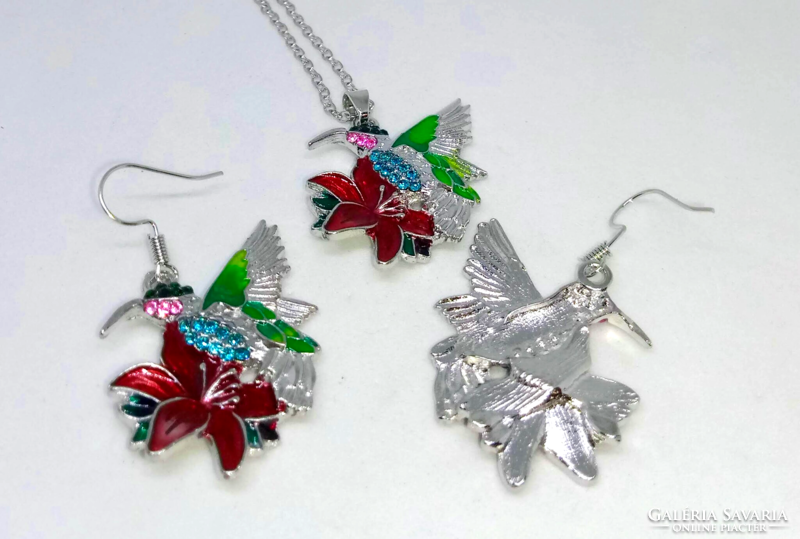 Red hibiscus and hummingbird necklace-earring set 104