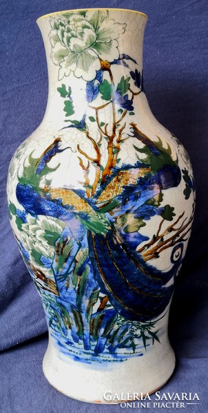 DT/393 – Kézi festésű, nagyméretű, feltehetően Jingdezhenben készült keleti váza