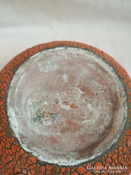 Marked applied arts ceramic bowl (Lénard)