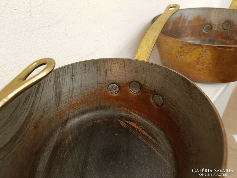 Antik konyhai eszköz ónozás nyomaival vörösréz fazék sárgaréz nyeles lábas készlet 3 darab 850 8505