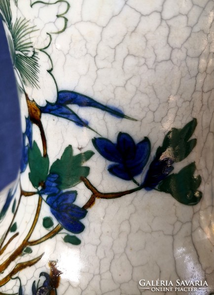 Dt/393 – hand-painted large oriental vase, presumably made in Jingdezhen