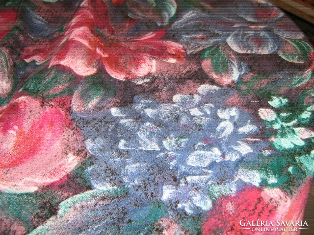 Wonderful vintage scenic rose curtain