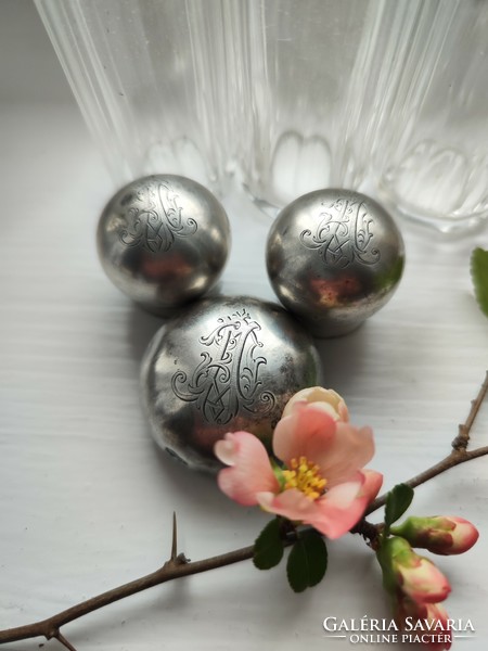 Engraved lead crystal toilet bottles with silver caps, ai monogram, Diana head mark