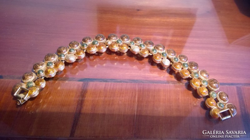 Nagyon dekoratív zománc "gyöngyös" aranyszinű széles karkötő-karcsat-karpánt