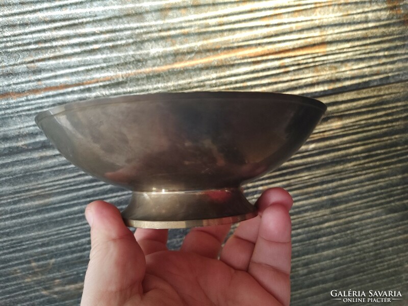 Indiai fém talpas tányér  antikvitás  17cm