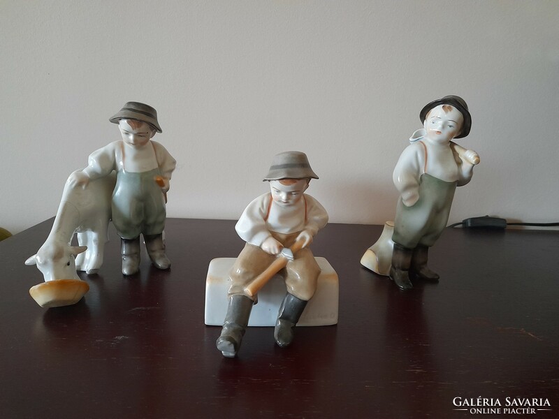 Zsolnay porcelain figures in one
