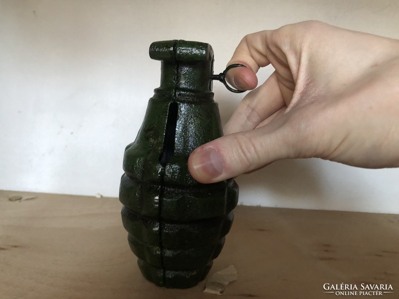 Cast iron grenade bushing