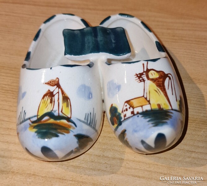 Mini porcelain clogs