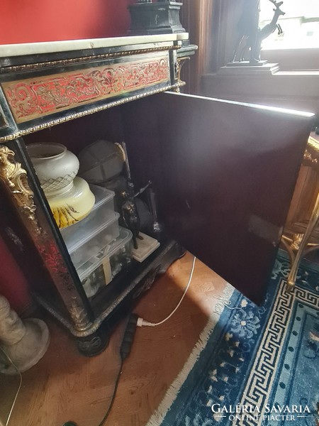 Old boulle chest of drawers