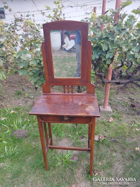 Dressing table with mirror