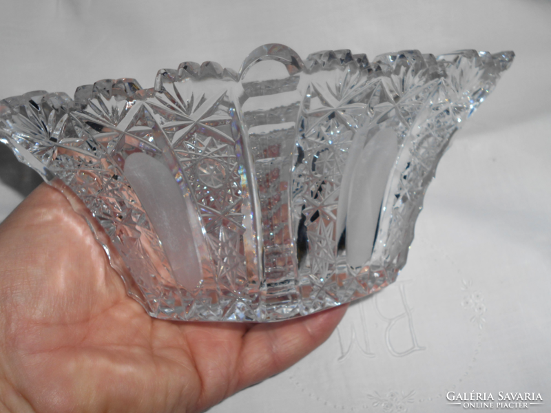 Lead crystal rhombus-shaped centerpiece in beautiful condition, offering bowl - heavy, massive piece