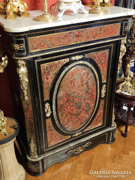 Old boulle chest of drawers