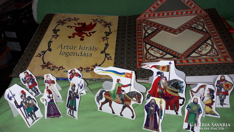 2011.Középkori várkastély - Artúr király legendája TÉRBELI 3D mese könyv a képek szerint NAPRAFORGÓ