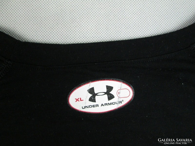Original under armor (xl) sporty short-sleeved men's black sports top