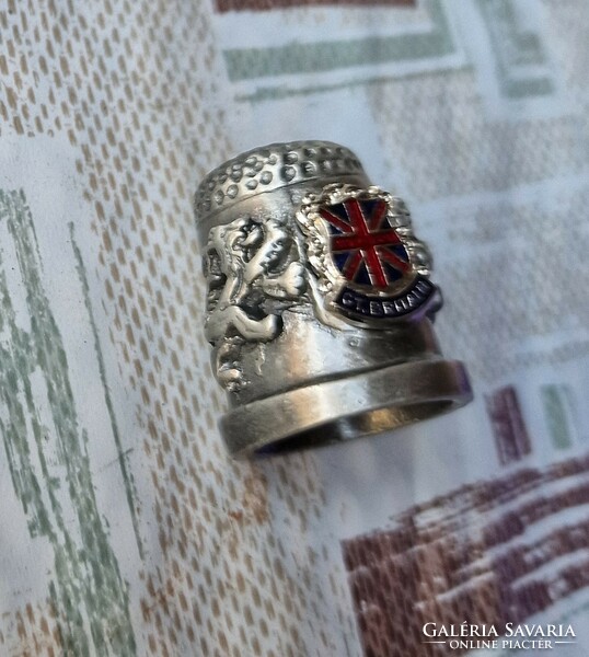 English metal thimble unmarked