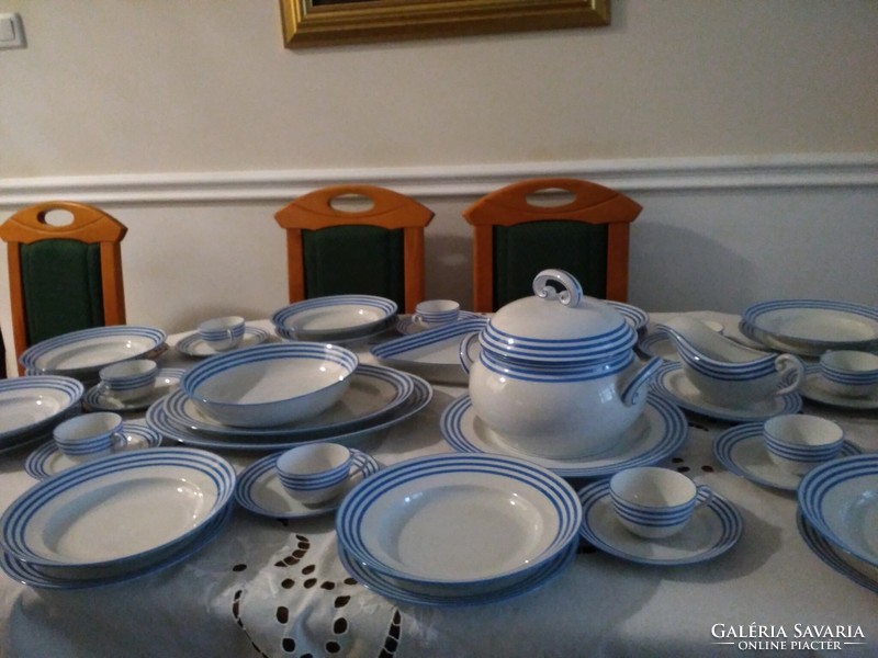 Oh Herend twelve-person striped porcelain tableware from the 1920s!