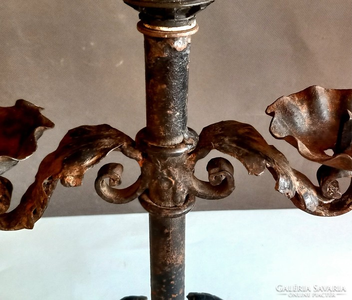 Huge wrought iron table lamp antique negotiable design