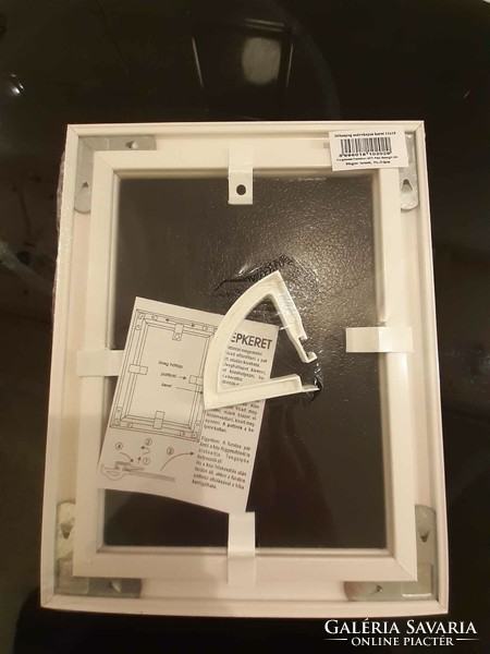Plastic picture frame with marble pattern for 9x13 photos, new, unopened